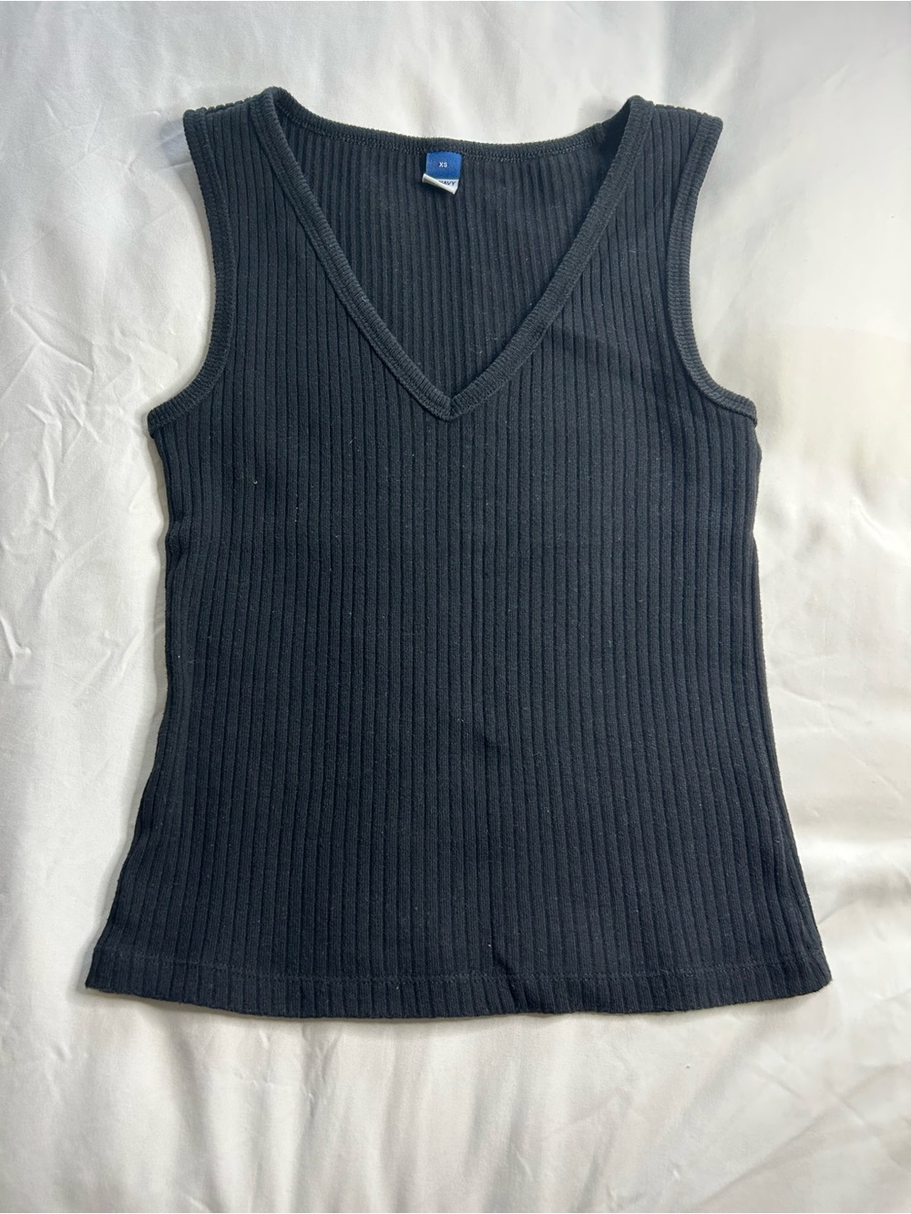 Old Navy Black Ribbed V-Neck Tank